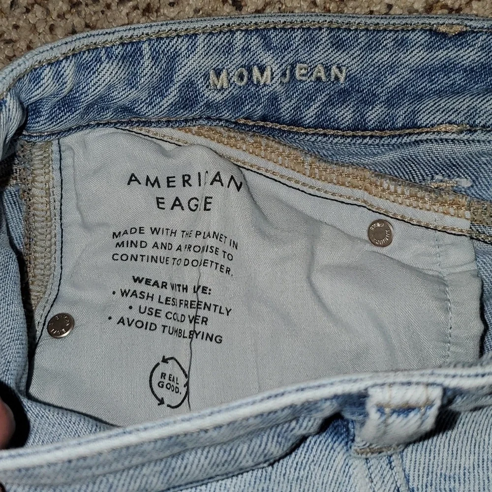 American Eagle Outfitters Stretch Distressed Jeans - Picture 5 of 7